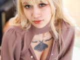 塩対応金髪ギャルがインタビューで即メス堕ちwww欲求強すぎて即ホテル！乳首ピアス敏感ギャル、ジュボ手コキ＆グラインド騎乗位で自分から腰振りまくり。バック激ピストン無許可中出し→精子漏れジョボフェラ→突き上げ正常位鬼ピス、最後は乳首ピアスにぶっかけ発射◆
